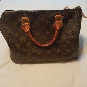 Authentic Louis Vuitton Speedy 30 Monogram